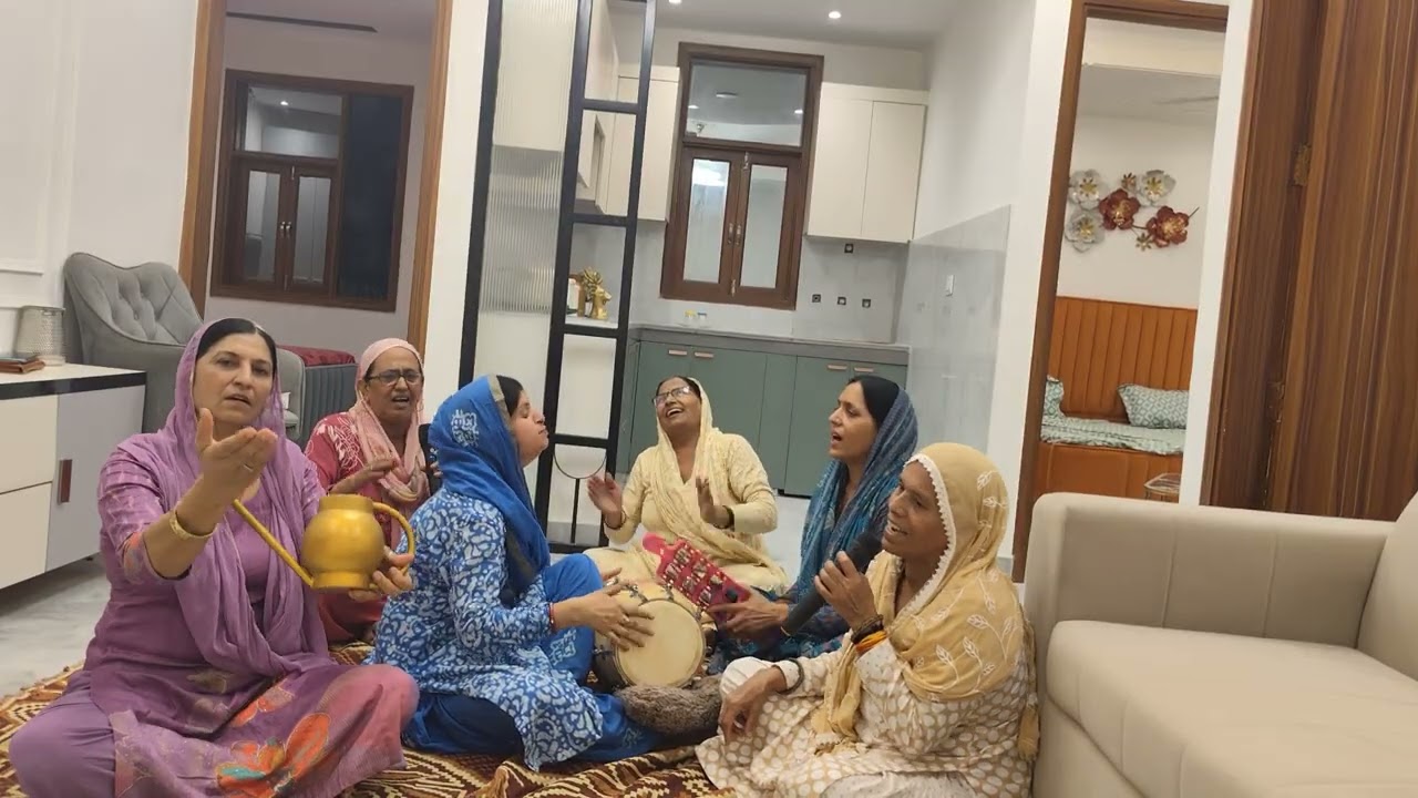 पहले नवरात्र का भजन - हलवे का भोग लगा मेरी माता रानी का ♥️🌹🙏#matakebhajan #matarani #ambematabhajan 