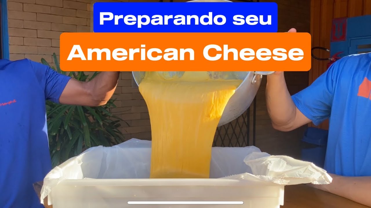 Preparando American Cheese na hamburgueria