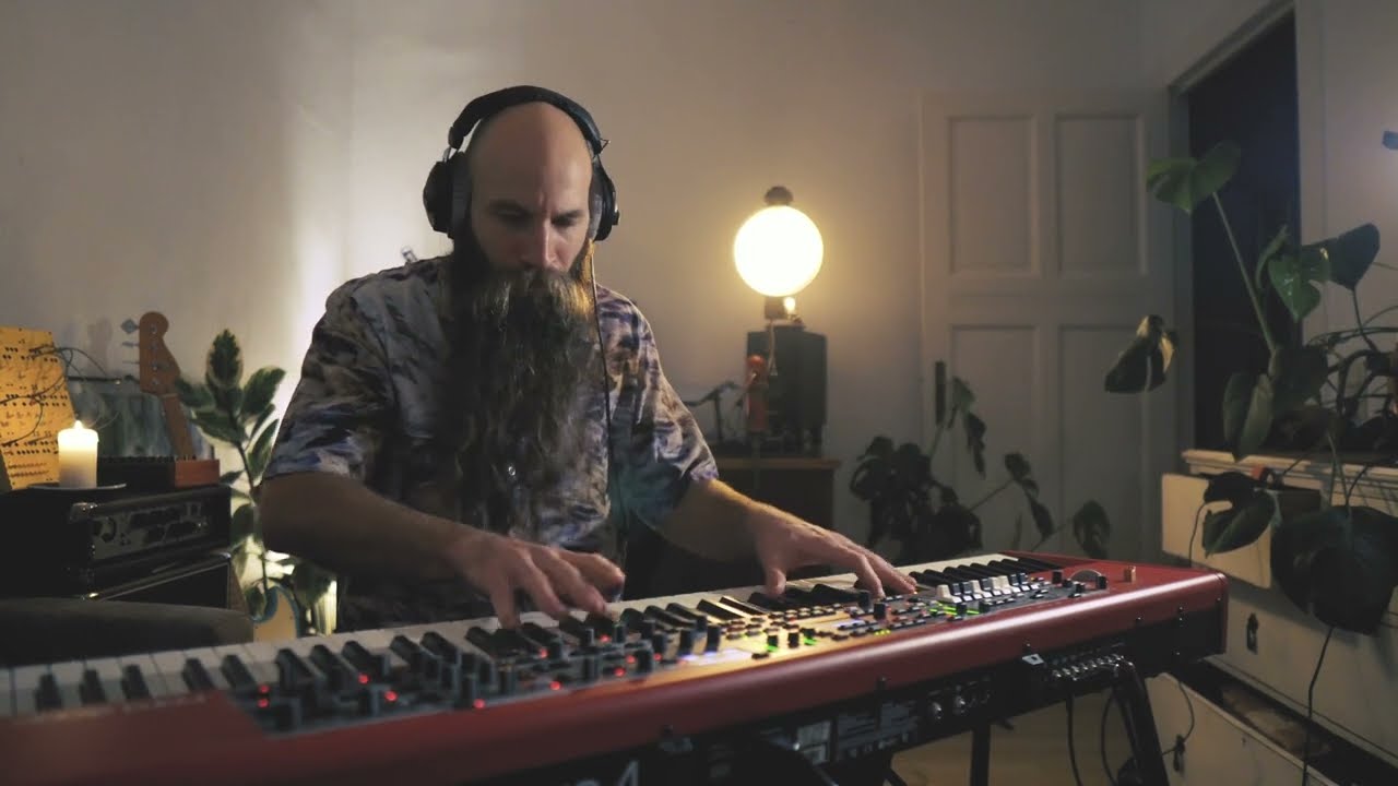 Entertain Me - Tigran Hamasyan (Piano Cover)