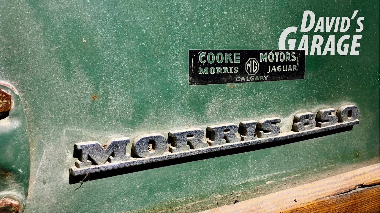 Abandoned 1962 Morris Mini Wagon- Last driven in 88!