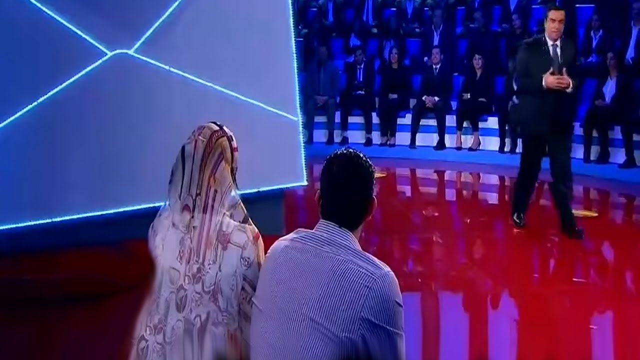 الزوجة الجميلة تصرخ زوجى يعاشرنى 9 مرات يوميا وانا مش قادرة على كدا المسامح كريم
