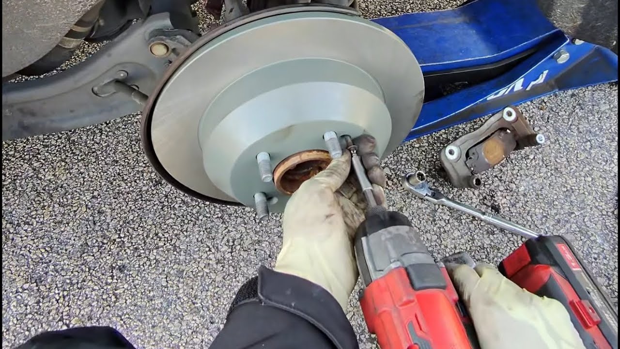 2019 Kia Sorento rear brakes and rotors replacement