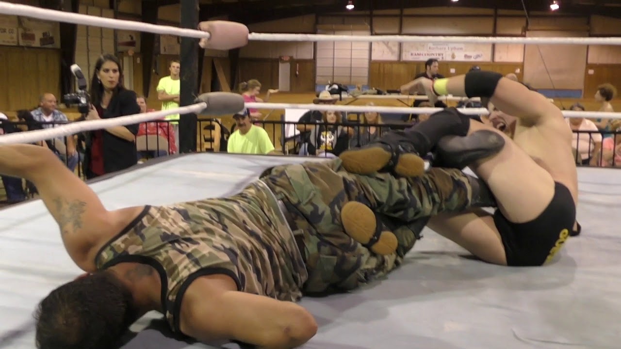 Sammy Guevara vs Chuck Murphy