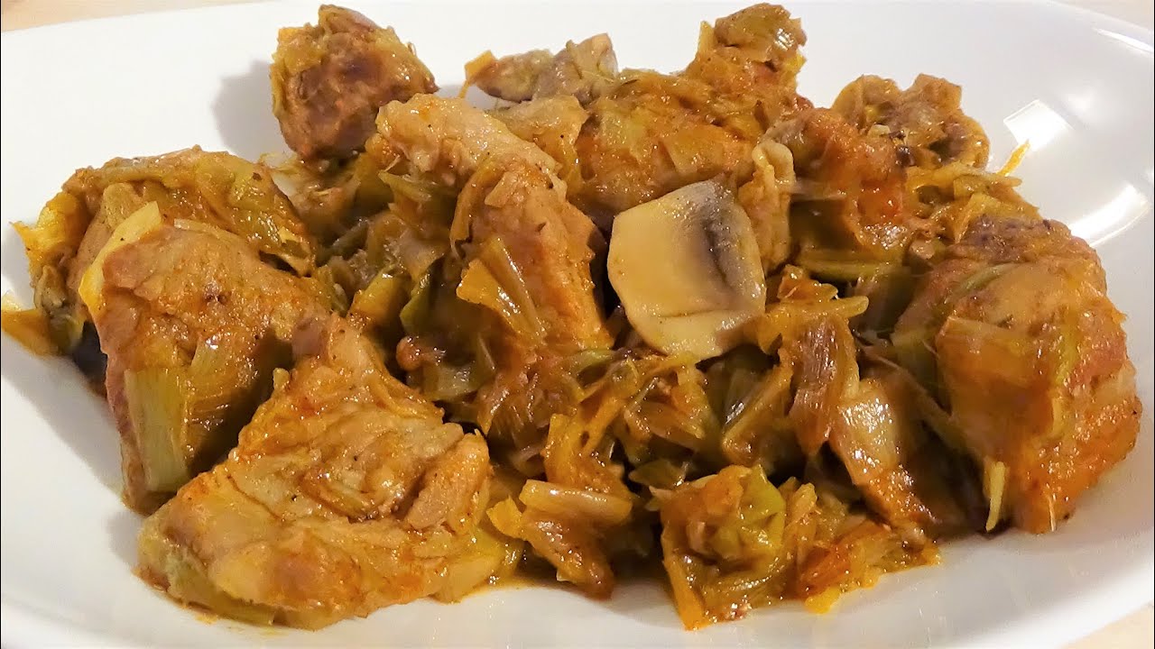 Свинина с луком-пореем и грибами