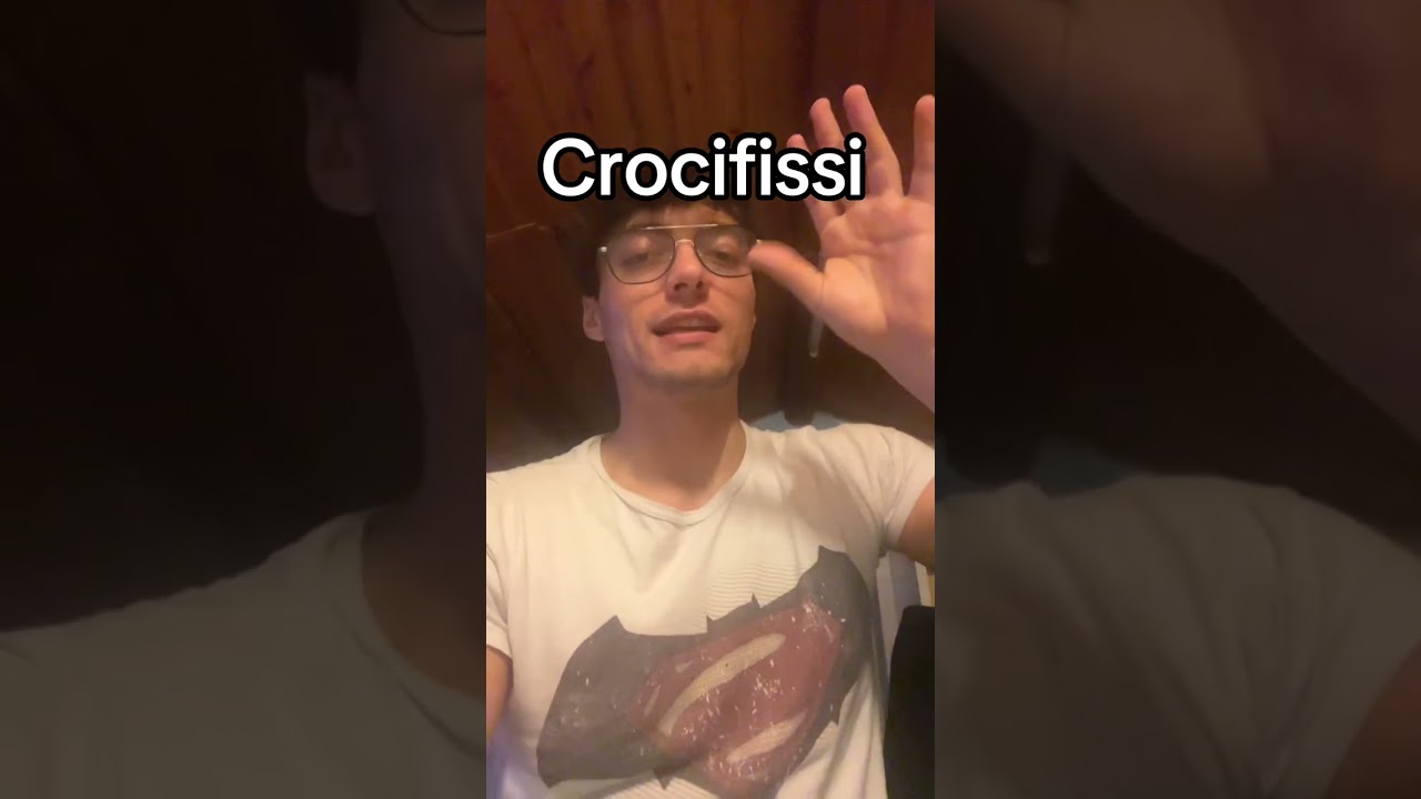 La propaganda della destra sui crocifissi 