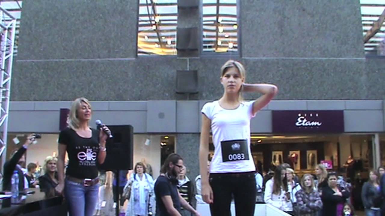 Elite Modellook 2011 in Winkelcentrum Leidsenhage
