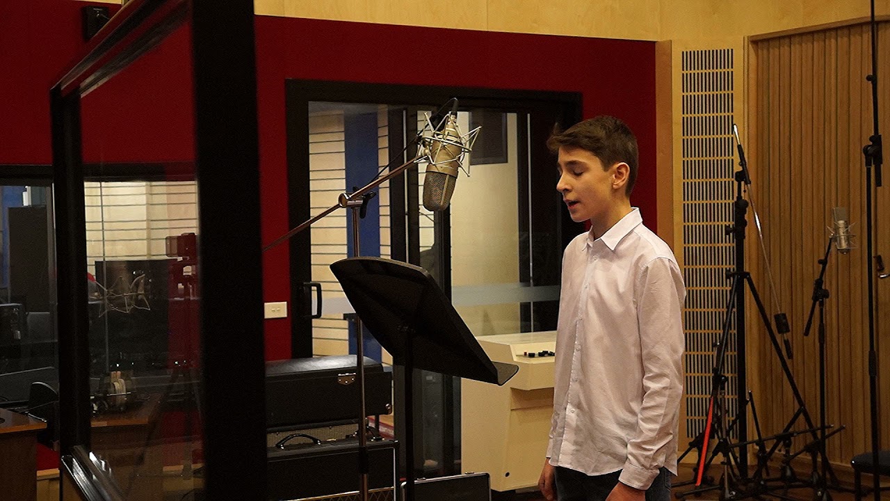 Lascia ch'io pianga - Handel | Antonio de la Torre (  boy soprano)
