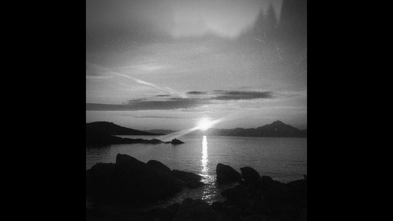 SKELETÖNGUE - Without Warning, They Came From The West [Dungeon Synth// Dark Ambient]