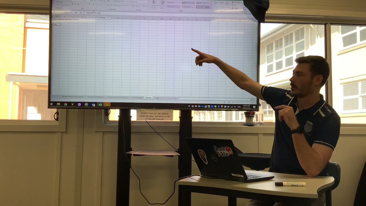 Simulating Sample Means [Specialist Unit 4 Topic 3]