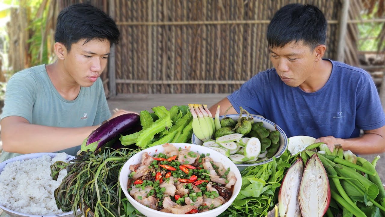 Lục Bình Chấm Mắm Cá Lóc Sạch Nồi Cơm Quê | VTNam Vlog #130
