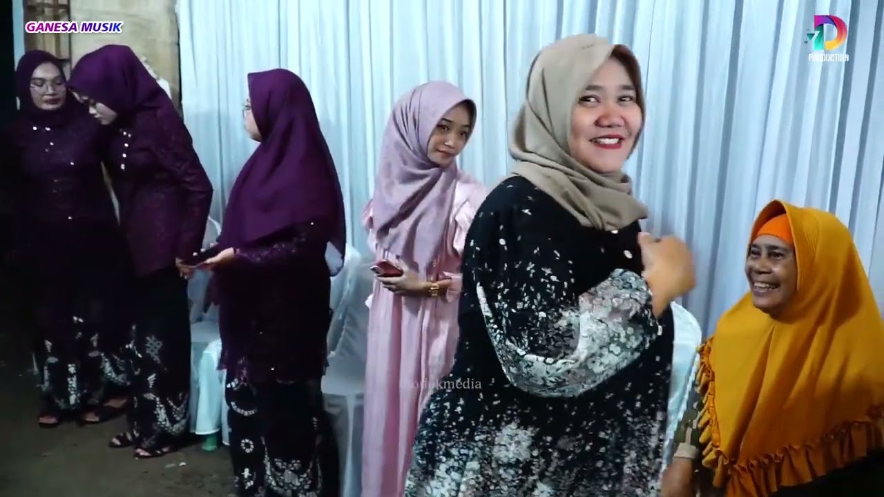 BUKIT BERBUNGA,,PAK DE,,GANESA,WEDDING RISA & ESNA,,BLINGOH