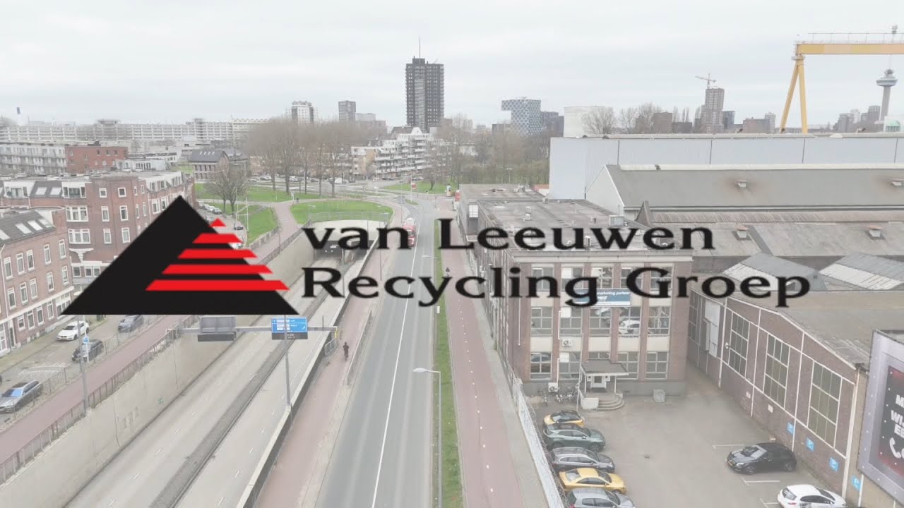 Scrapping of tank container for recycling purposes.
