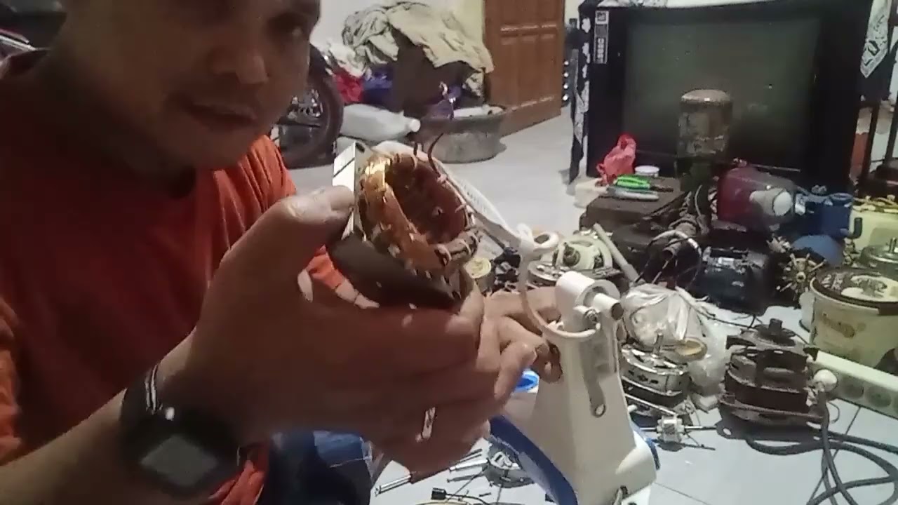 Membongkar kipas angin mati total, semoga bermanfaat, #fyp #tutorial #serfiskipasangin