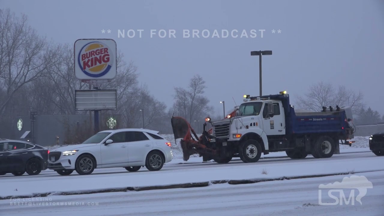 11-29-2022 Eden Prairie, MN - Winter Storm Impacts Morning Commute