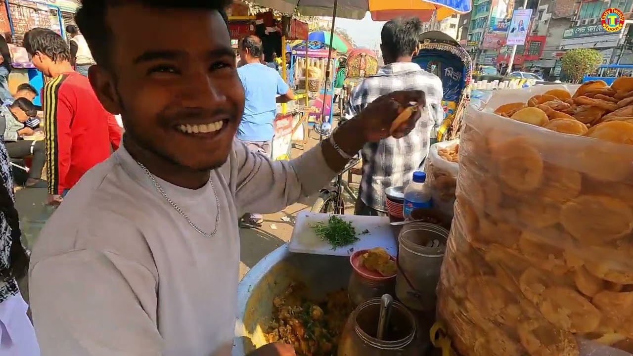 Sharp Knife Skilled Expert boy Selling Tasty Masala Bhel Puri @ Tk 20 ! Bengali Food