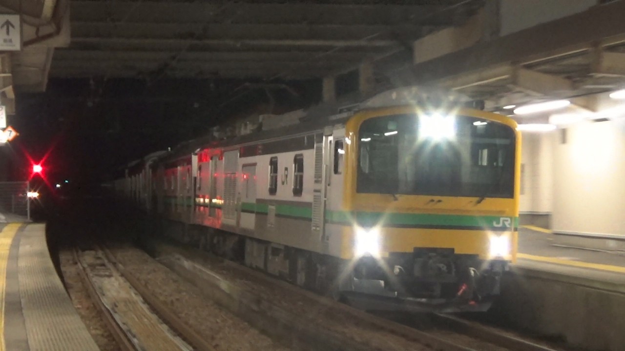 上越線 配9744M E493系01編成牽引 仙石線用E131系800番台N14編成 配給輸送　六日町駅通過　〈ジョイント音♪〉