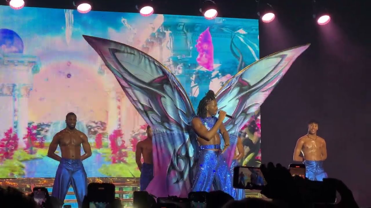 Lil Nas X - MONTERO (Live in Sydney 2023)