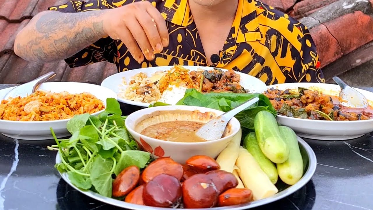 ငါးရှဥ့်ဟင်းခပ်စပ်စပ် မရမ်းသီးသုပ် ငါးငပိတို့စရာချက်ပြီးအားရပါးရစားမယ်ဗျာ 🥵#BOYMK