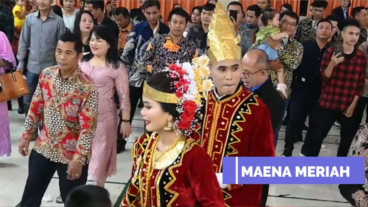 Maena Nias Meriah