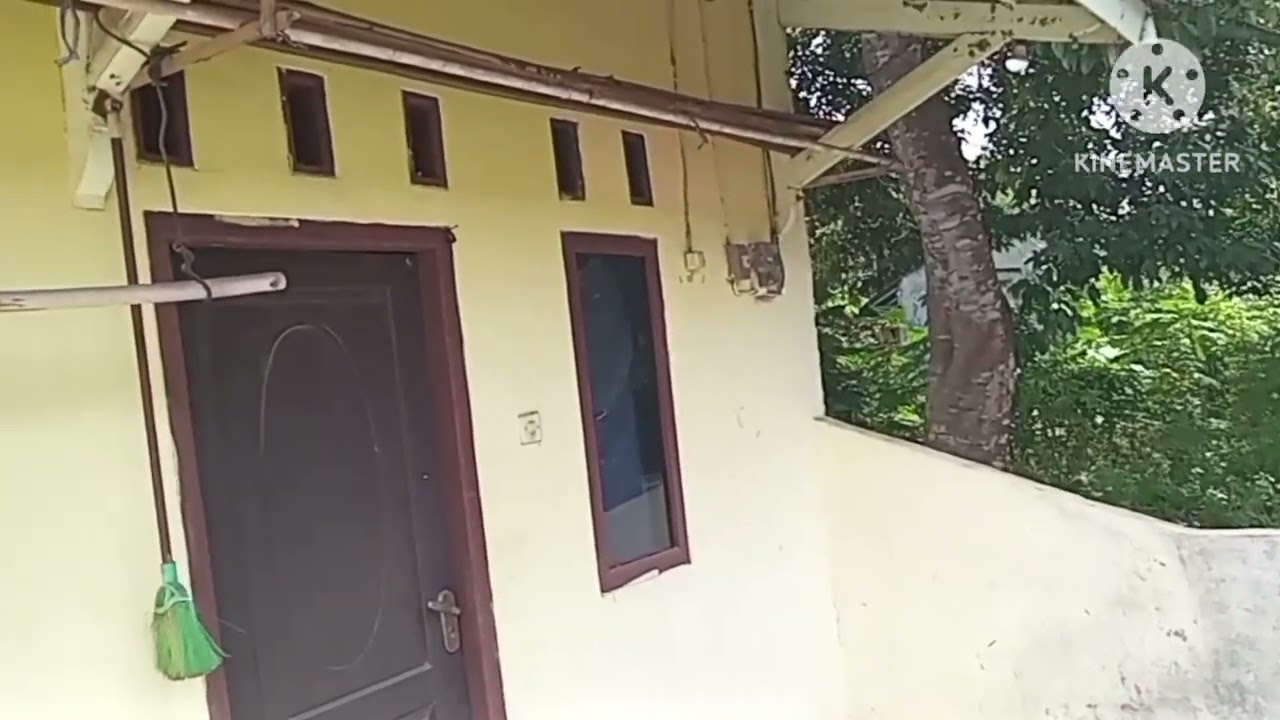 Dijual 4 petak kost2an | pas pinggir jalan