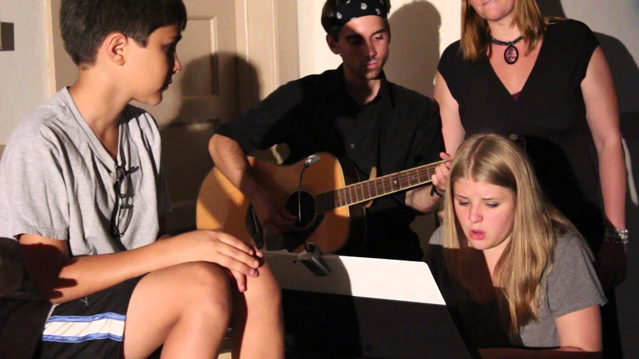 The Cue video