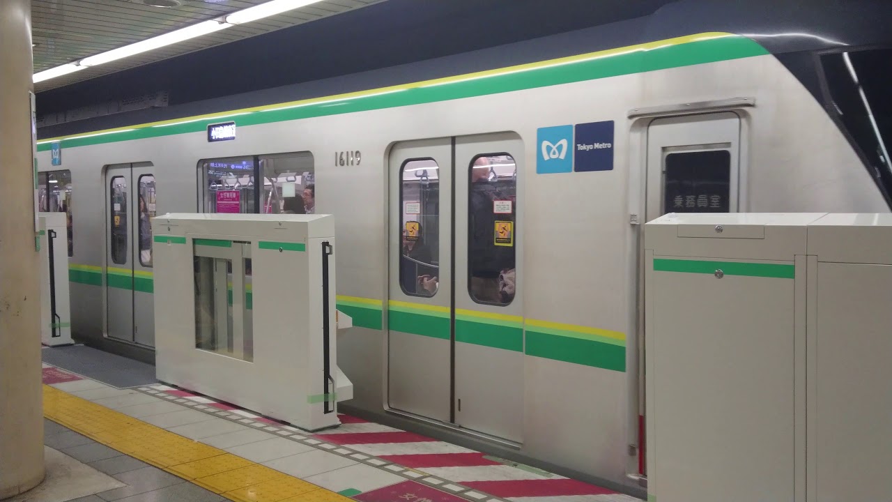 【速報‼️4K】メトロ千代田線明治神宮前駅1番線ホームドア設置