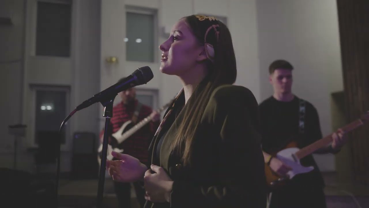 Nemărginită dragoste - Miriam Mihoc | Official video | Vocea Sufletului | 4K