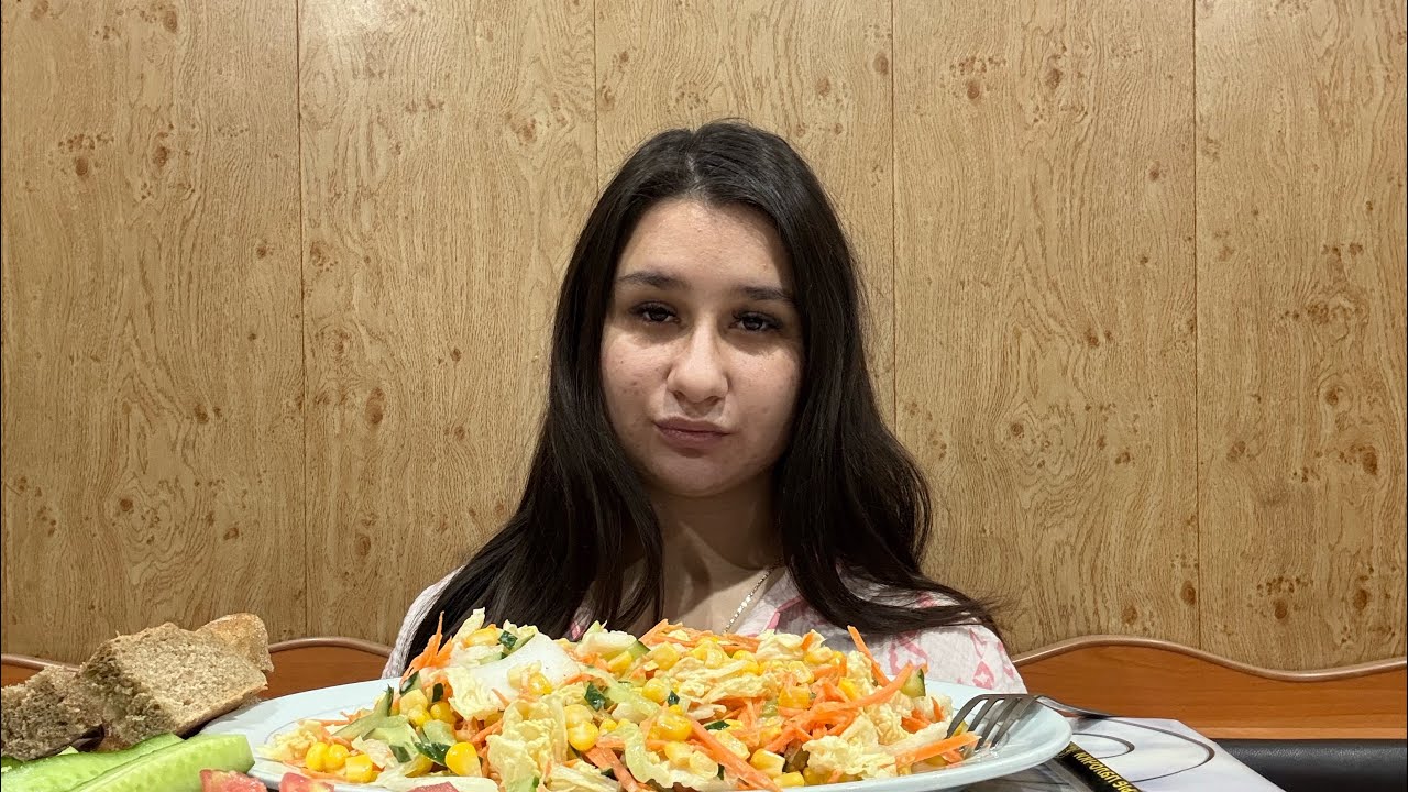 Мукбанг/ Хрустящий овощной микс . Салат «Не думала, что буду скучать по этим моментам...»😓