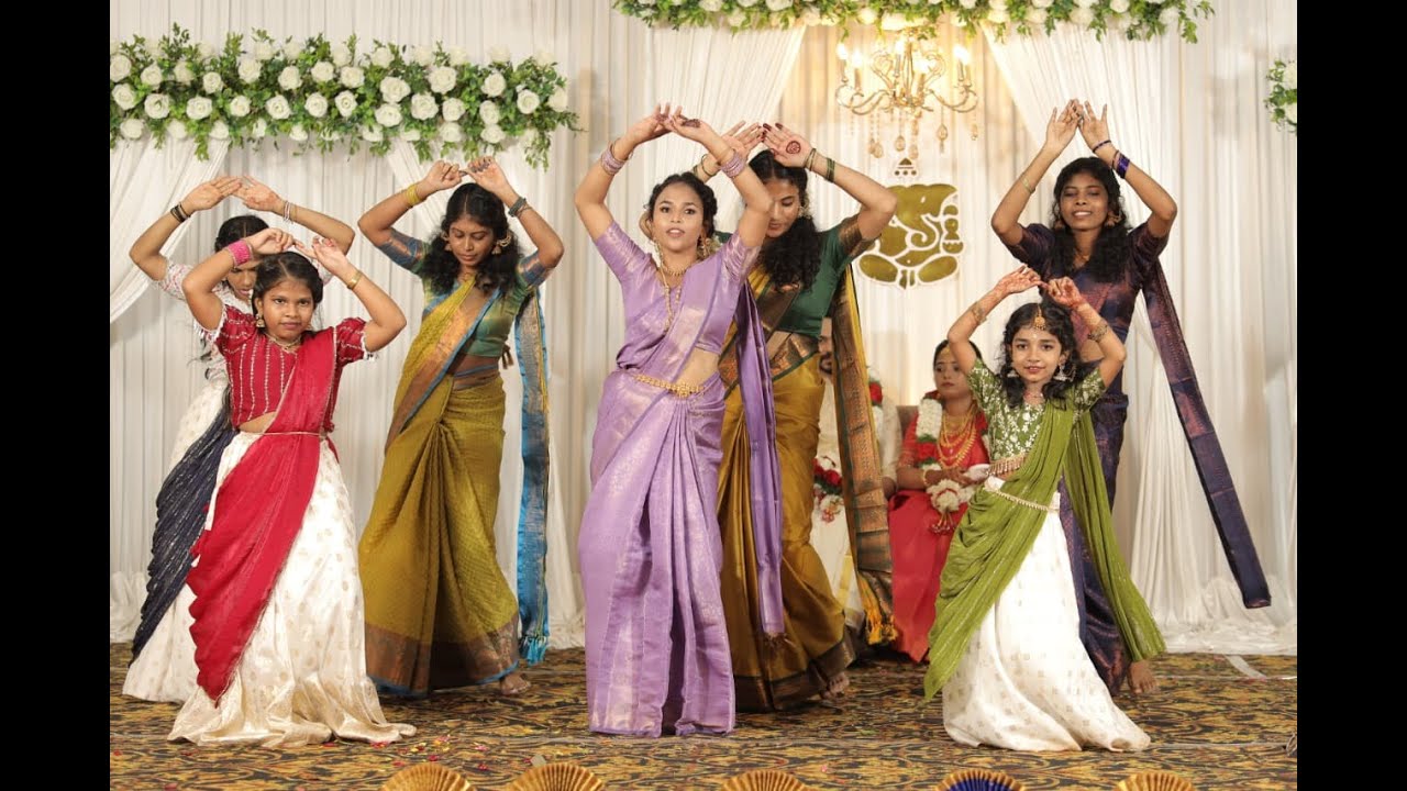 Adipoli Wedding Dance