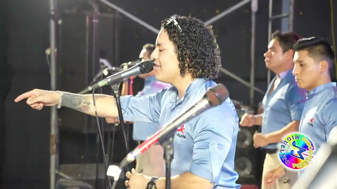 DOLOR AMARGO  - ZAFIRO SENSUAL - EN VIVO ( EL LEGADO CONTINUA - DENNYS QUEVEDO )