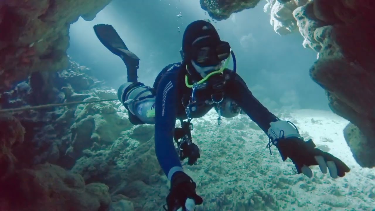 2026.01.30 Egypt, Marsa Alam, Abu Dabbab Garden - Sidemount diving through the canyons