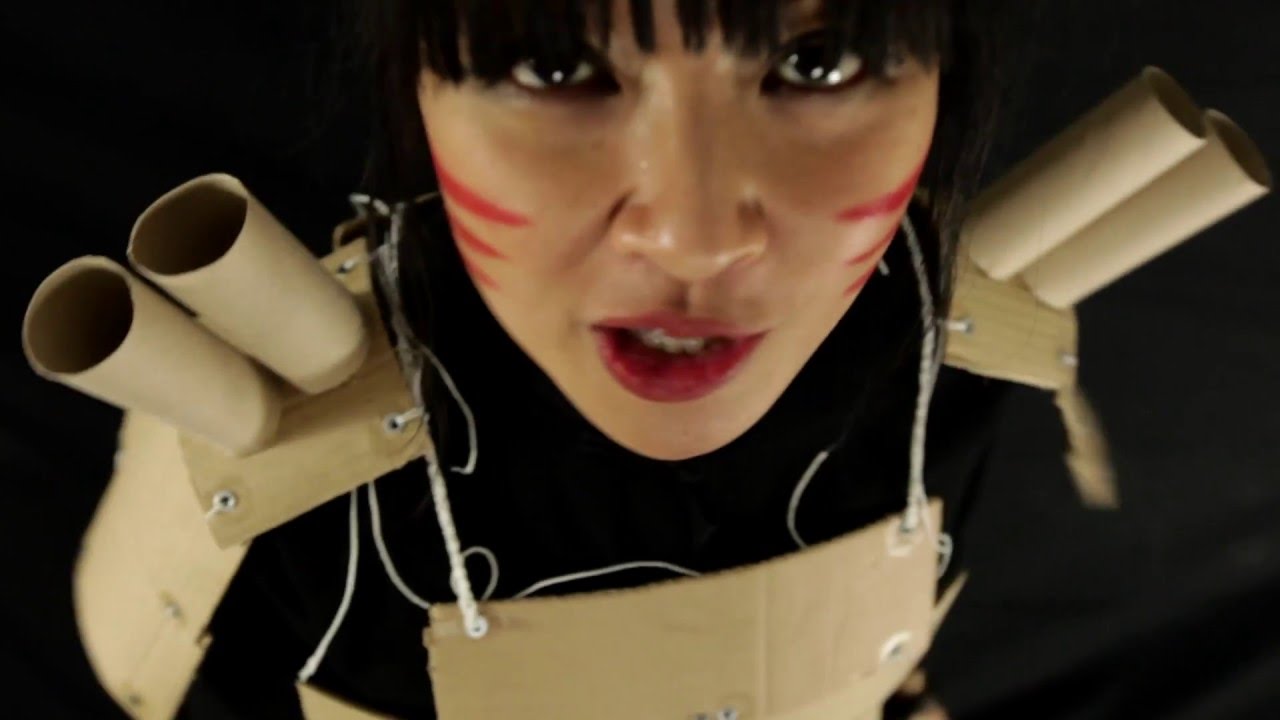 iNA-iCH - Fais nous un tube (Clip Officiel)