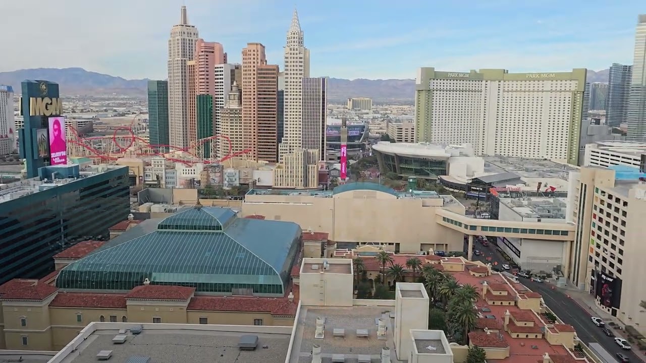 MGM Grand Emerald King Suite