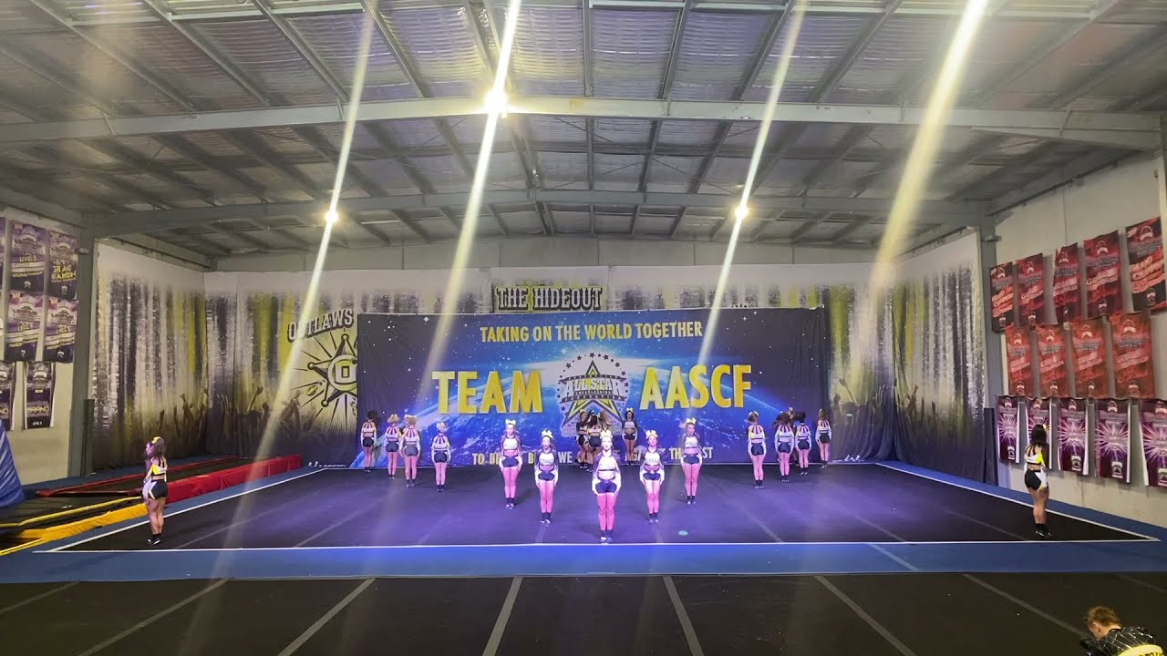 Outlaws Kelly Girls IASF Virtual Worlds 2021 - Finals