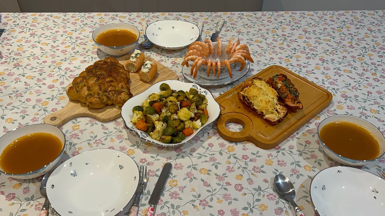 聖誕節英國超市限定食品，平安夜超市有冇平貨執呢，仲有我們家的聖誕大餐