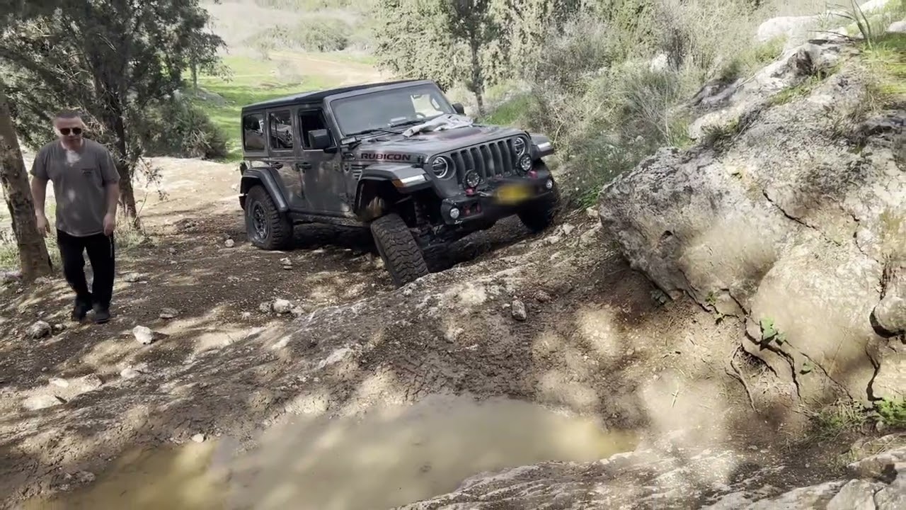 מעלה אדם חלק 1  ברונקו ורוביקון - Part 1 Bronco and Rubicon