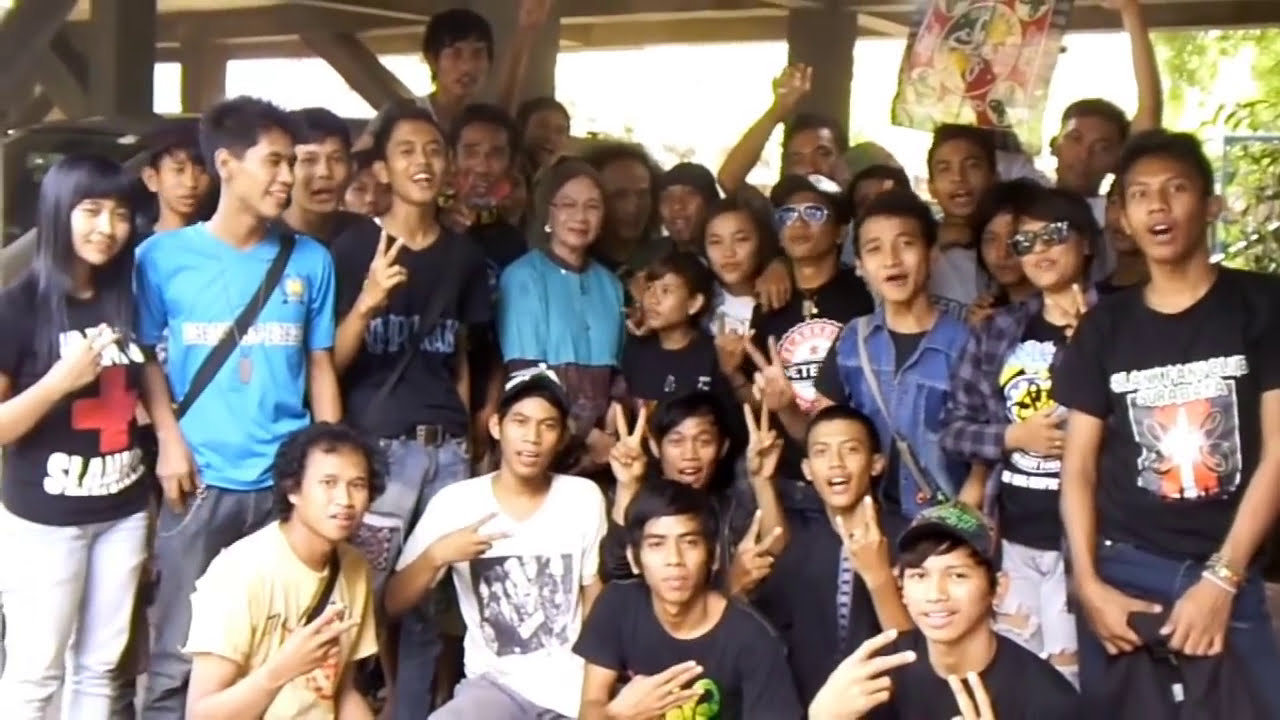 Ulang Tahun Slank (Bunda Iffet) Di Markas Potlot