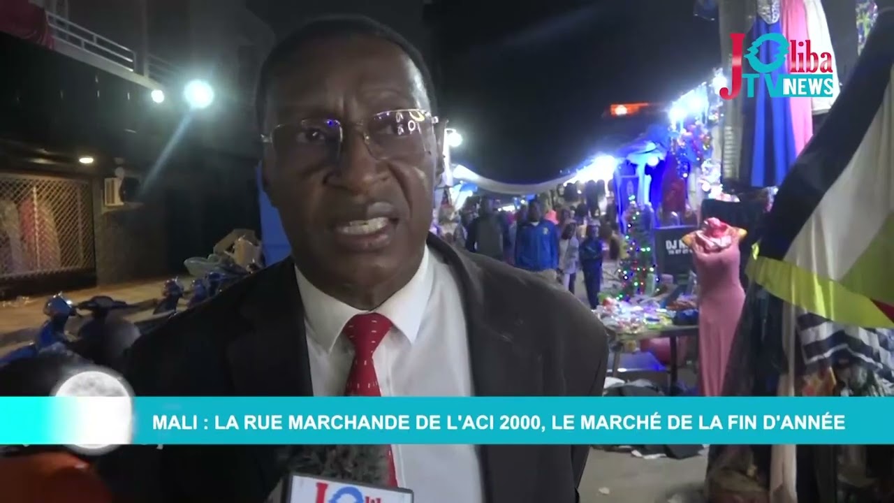 Mali : la rue marchande de l'ACI 2000, le marché de la fin d'année