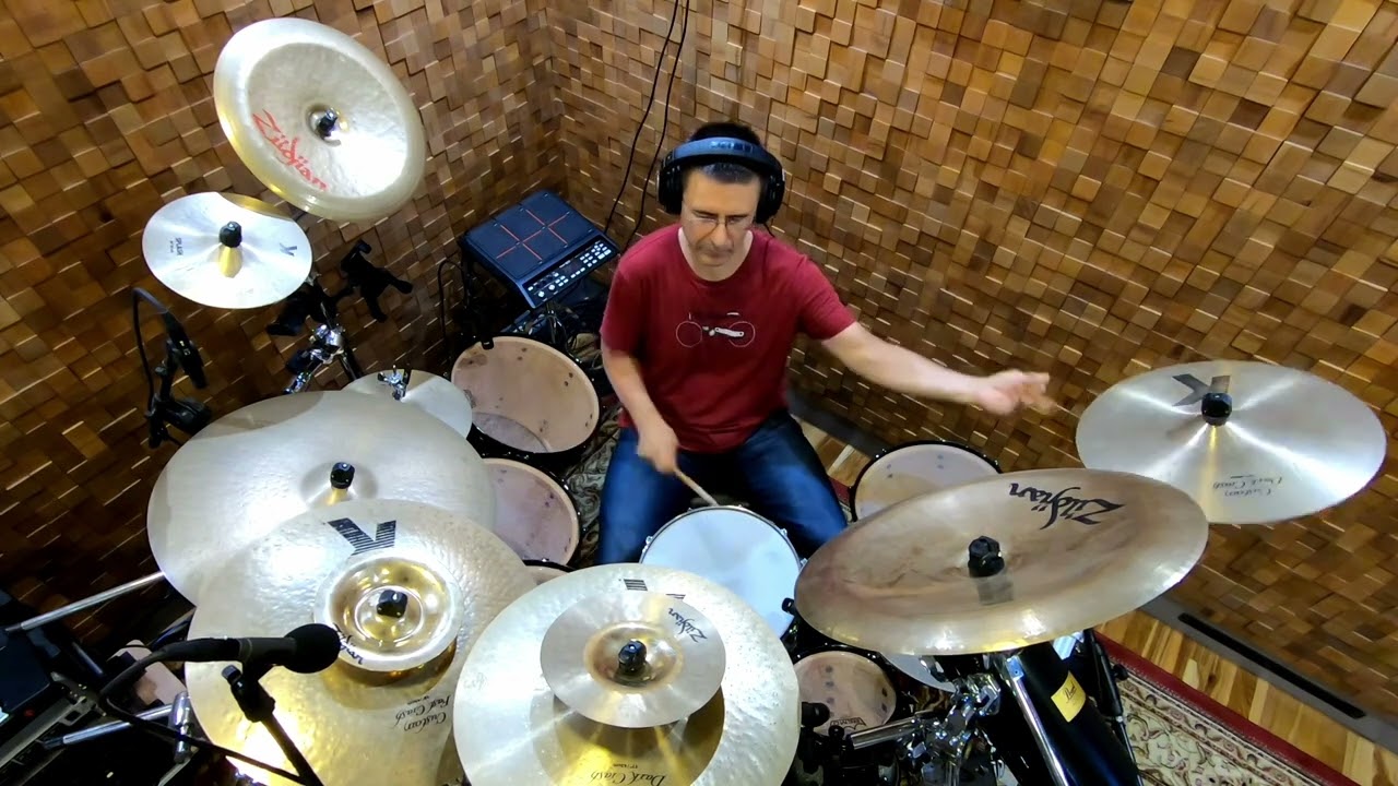 Free Friends - Gliwice [Remixed and Remastered] [Drum Cam]