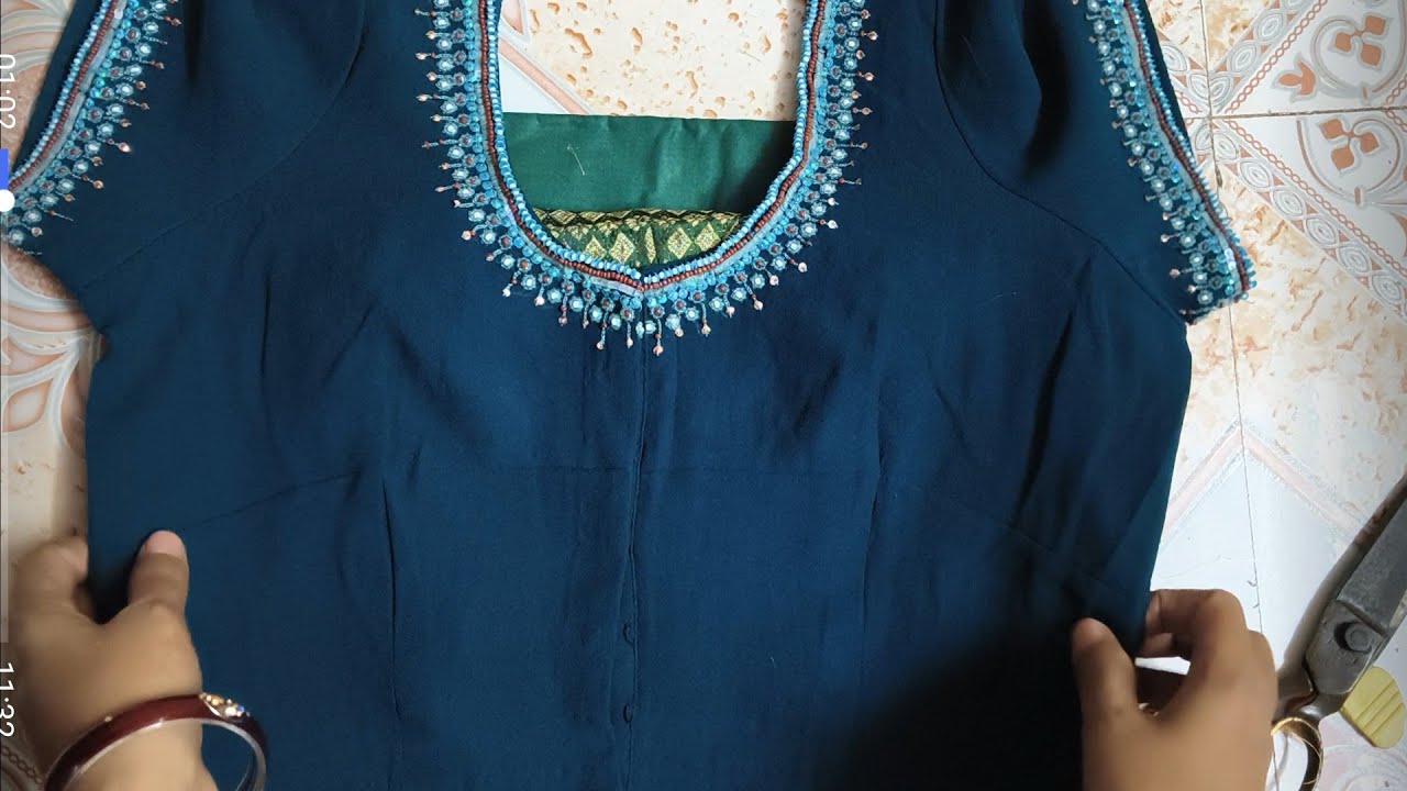 अब तक का सबसे आसान ब्लाउज || 3 टक्स सादा ब्लाउज कटींग और सिलाई || Blouse Cutting And Stitching