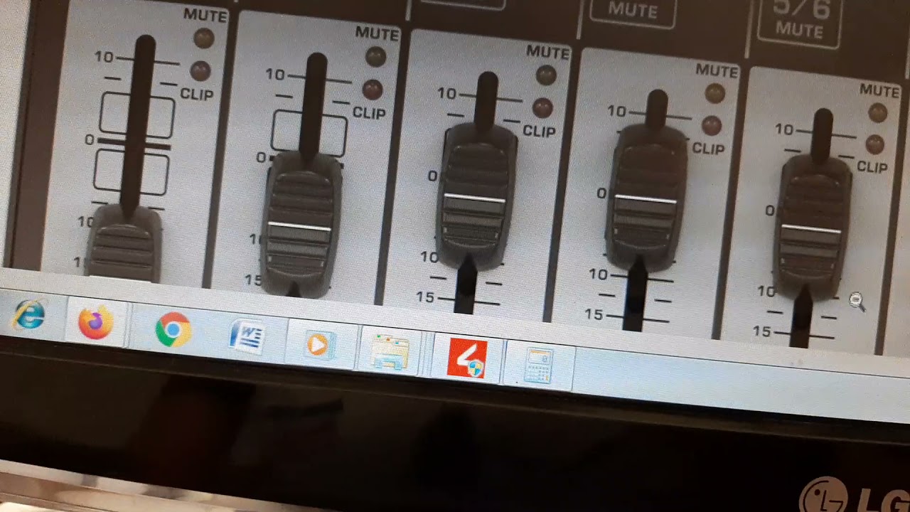Tutorial:Como ligar retorno/side (chão, parede) na mesa de som analógica Behringer/Soundcraft