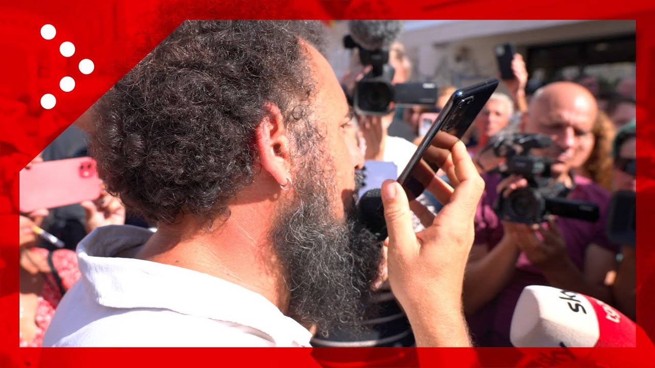 Lampedusa, telefonata tra gli abitanti che protestano e il Questore di Agrigento