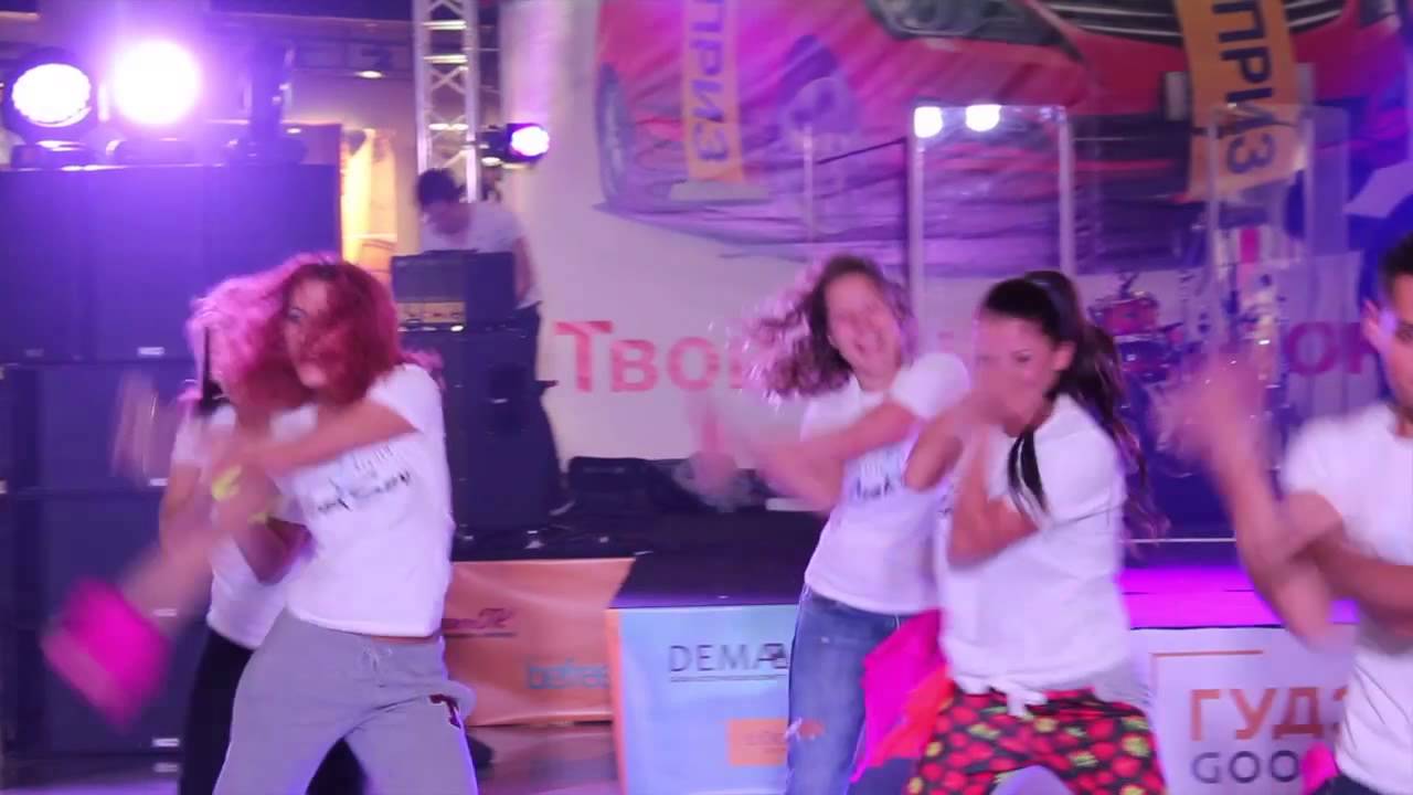 Танцевальный флэшмоб от группы Z-Dance для школы искусств певицы МакSим