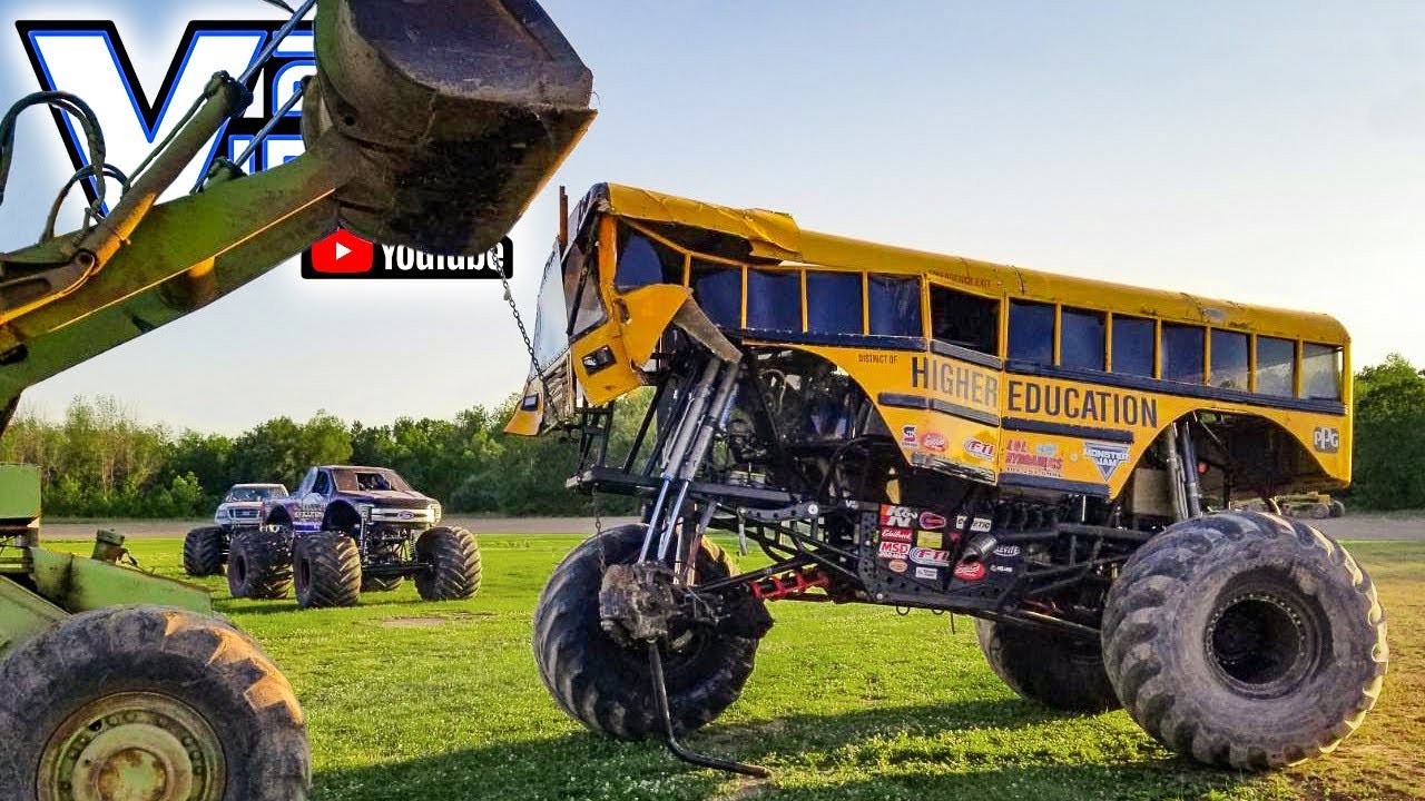 ШКОЛЬНЫЙ АВТОБУС-МОНСТР-ТРАК УНИЧТОЖЕН..!