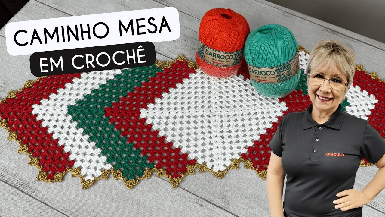 CAMINHO DE MESA EM CROCHE COM BARROCO MAXCOLOR - VIT&Oacute;RIA QUINTAL