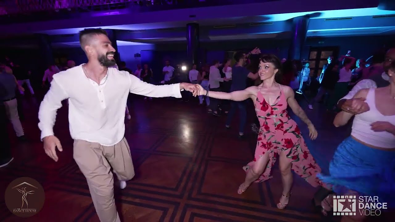 Panagiotis & Marie Cazorla - Salsa Social Dancing #Back2Mambo @ Prague 2022