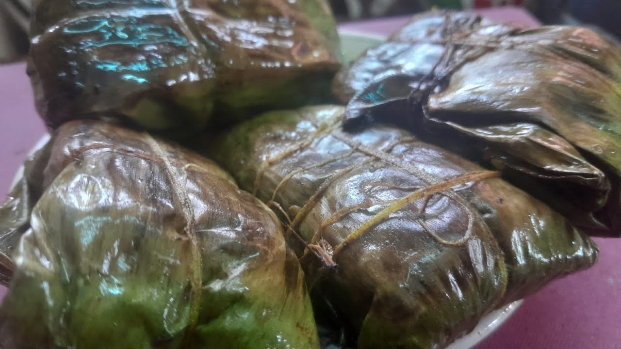 Katla macher paturi khele mone hobe vetki  khachhi 