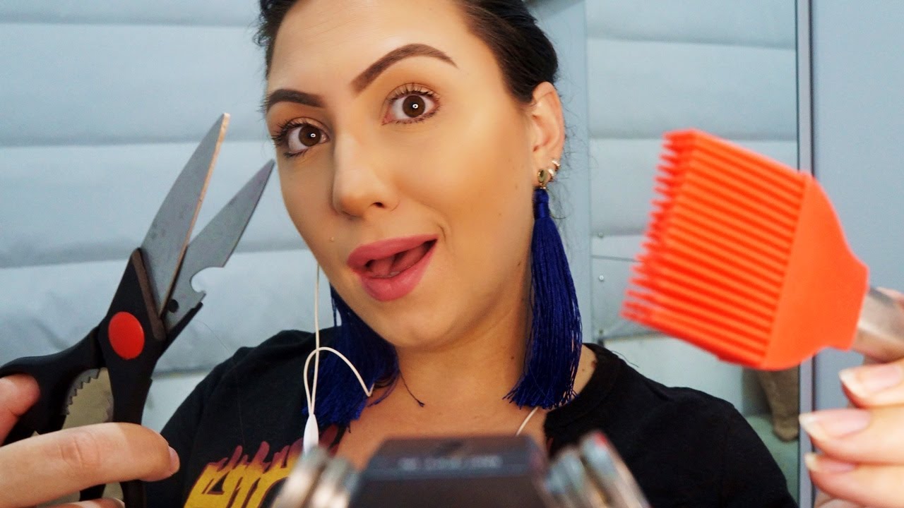 ASMR: CABELEIREIRA FOFOQUEIRA