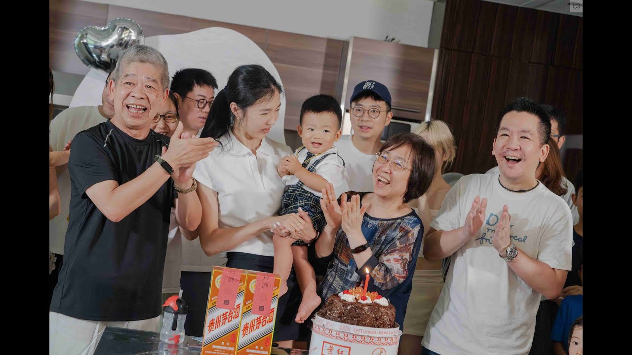 寶寶來回鑽門笑翻全場，沒想到下一幕卻讓所有人感動屏息！#台北抓周到府主持人推薦 #到府抓周 #抓周攝影 #抓周錄影 #抓周佈置 #抓周創業班 #抓周主持課程 #板橋抓周餐廳 #台北抓周餐廳