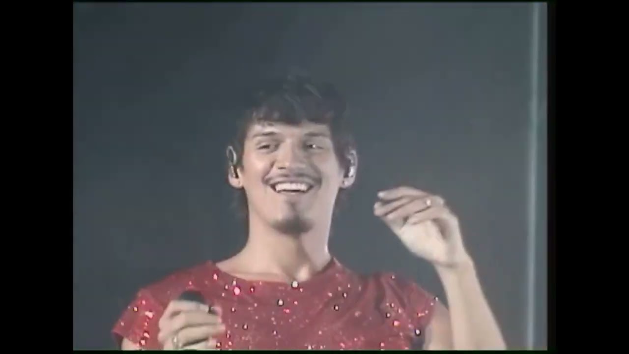 Omar Apollo LIVE on VHS at Madison Square Garden, New York | Never Enough Tour | 10-17-23